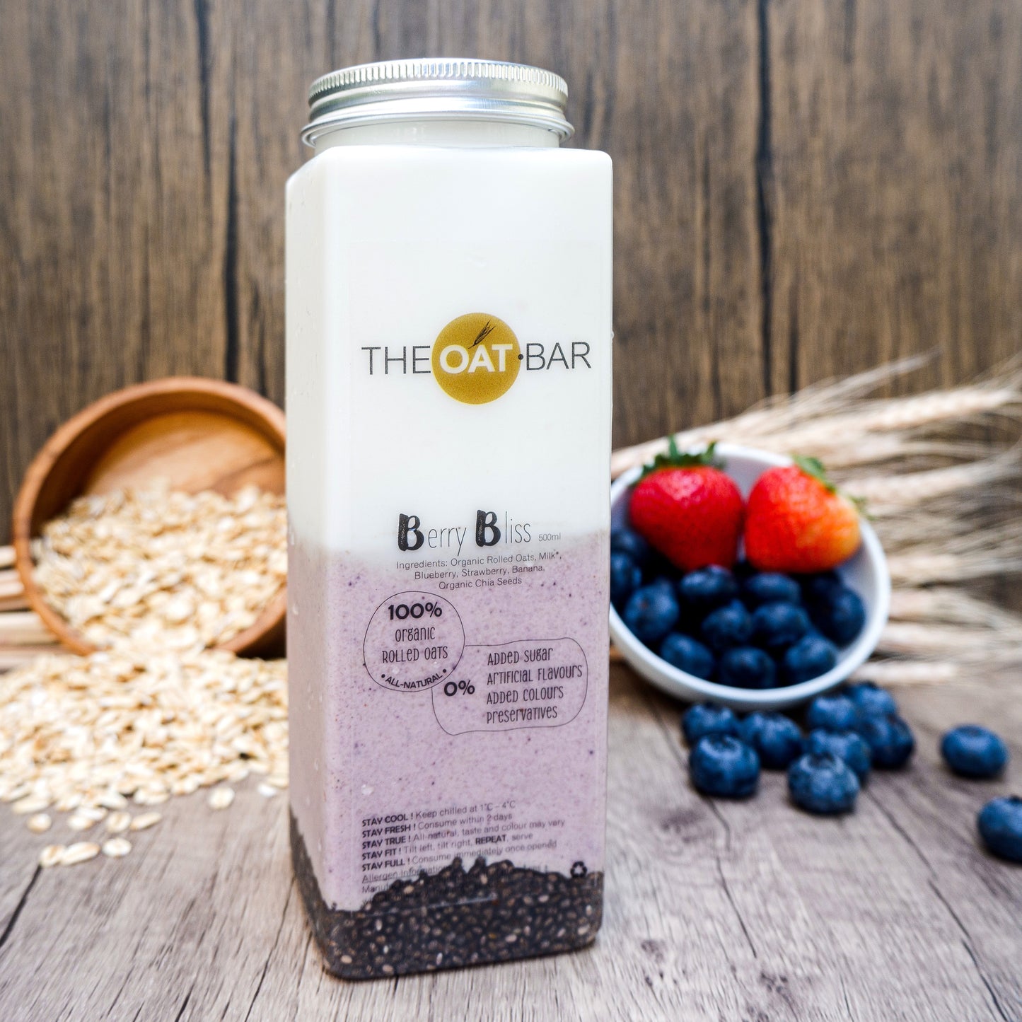 Berry Bliss by THEOAT.BAR made of 100% Organic Rolled Oats, All-Natural Ingredients, 0% Junk